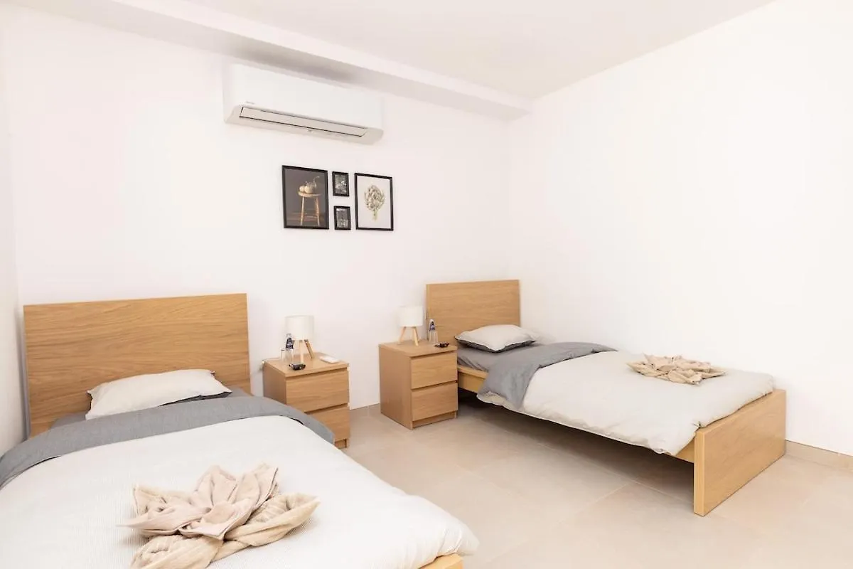 Shakkei 2 Bedroom Swieqi Is-Swieqi Apartment