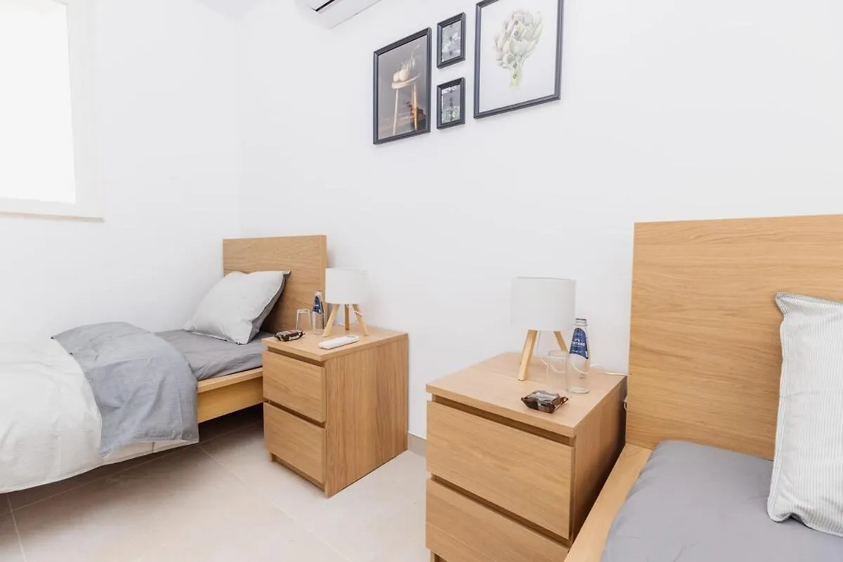 Apartment Shakkei 2 Bedroom Swieqi Is-Swieqi